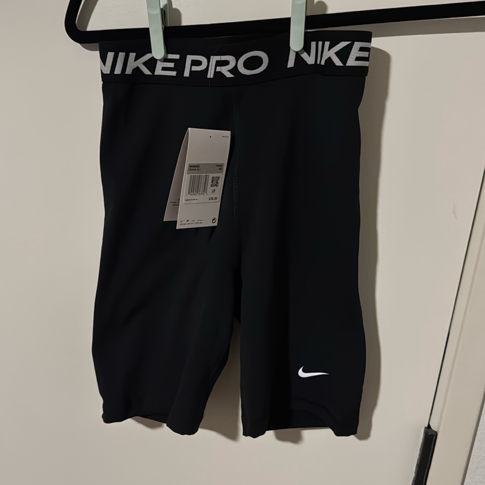Nike pro legging shorts - biker shorts - 7” length NWT